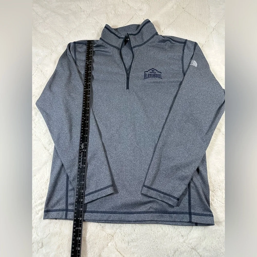 North Face Alamo Bowl Mens medium pullover blue jacket Like New